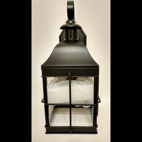 Ashley Harbour 'Riley' Outdoor Wall Light *NEW* - Picture 1 of 12